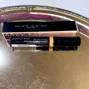 5/$25 Mary Kay Perfecting Concealer - Deep Beige